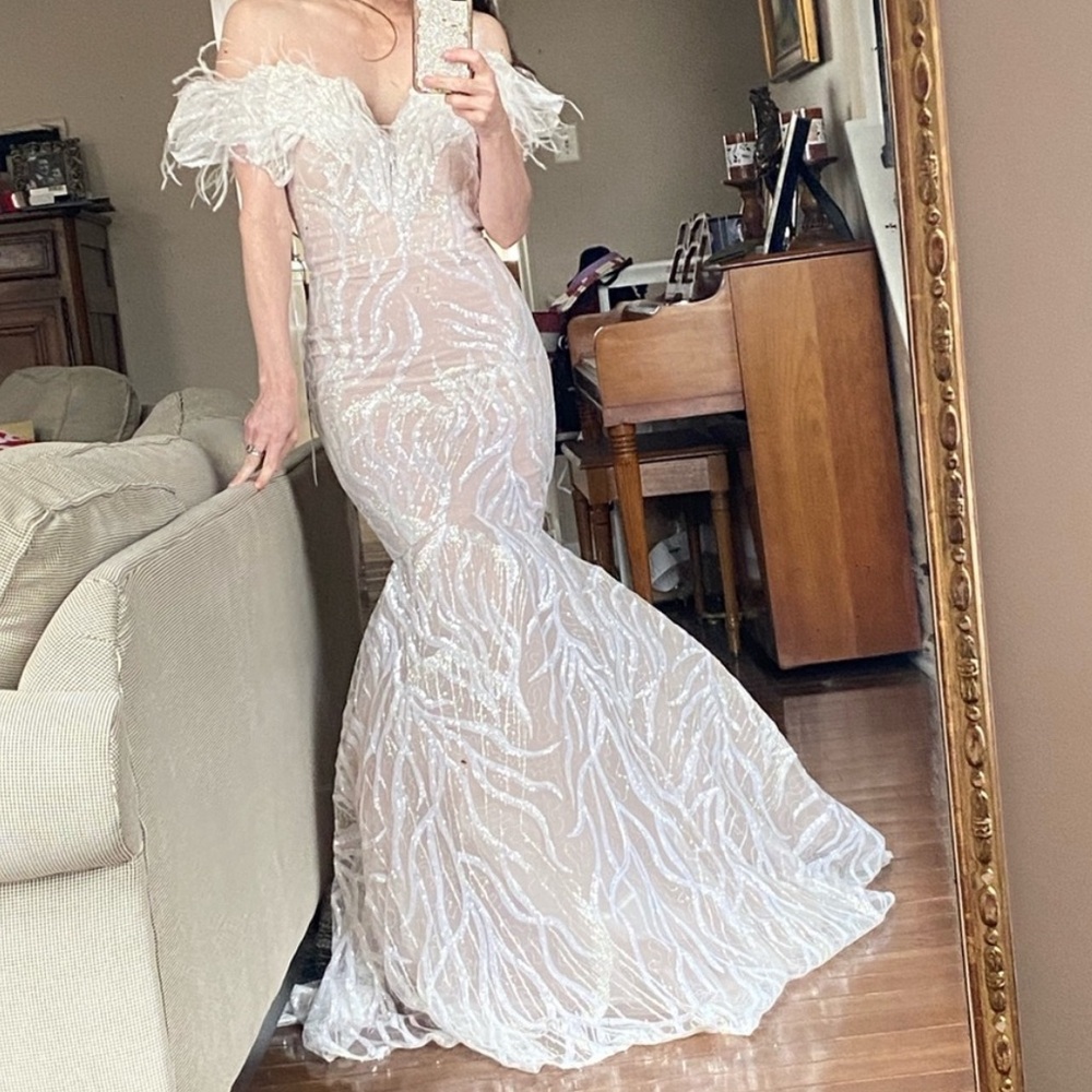 Elegant Off-Shoulder White Evening Gown